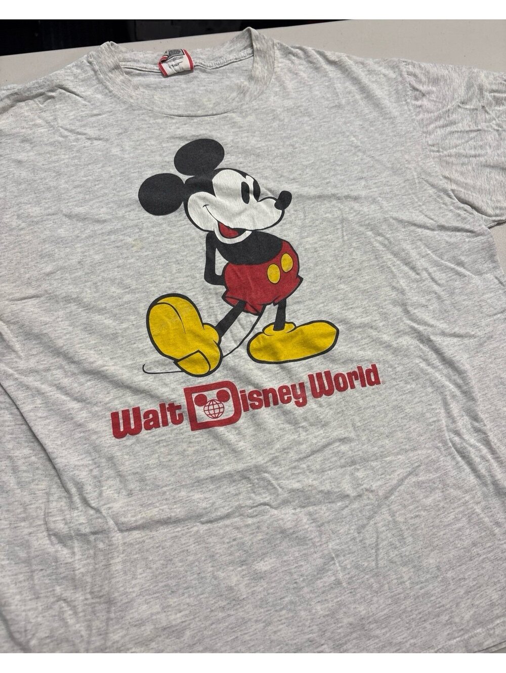 Vintage Walt Disney World Mickey Mouse T-Shirt Mens XL Made in USA Disney Design